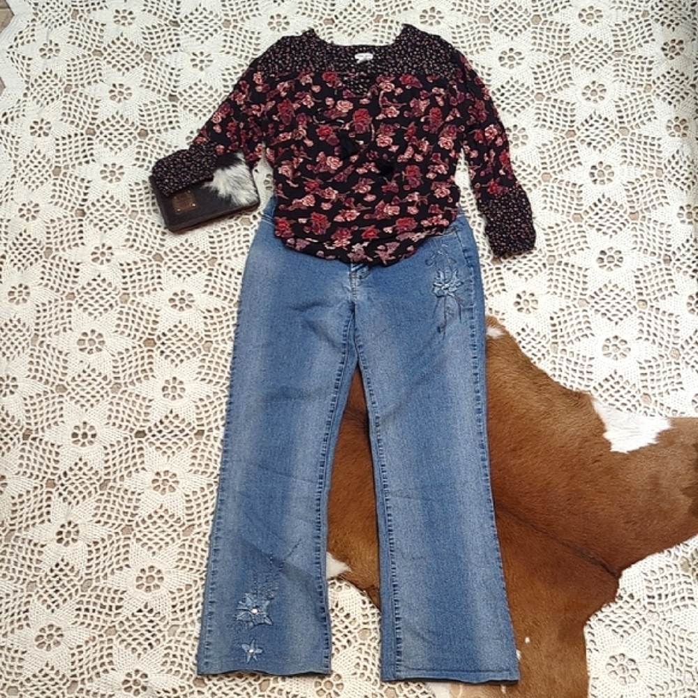 Tribal Jeans Boho Western Swiss Dot Floral Flowy Blouse